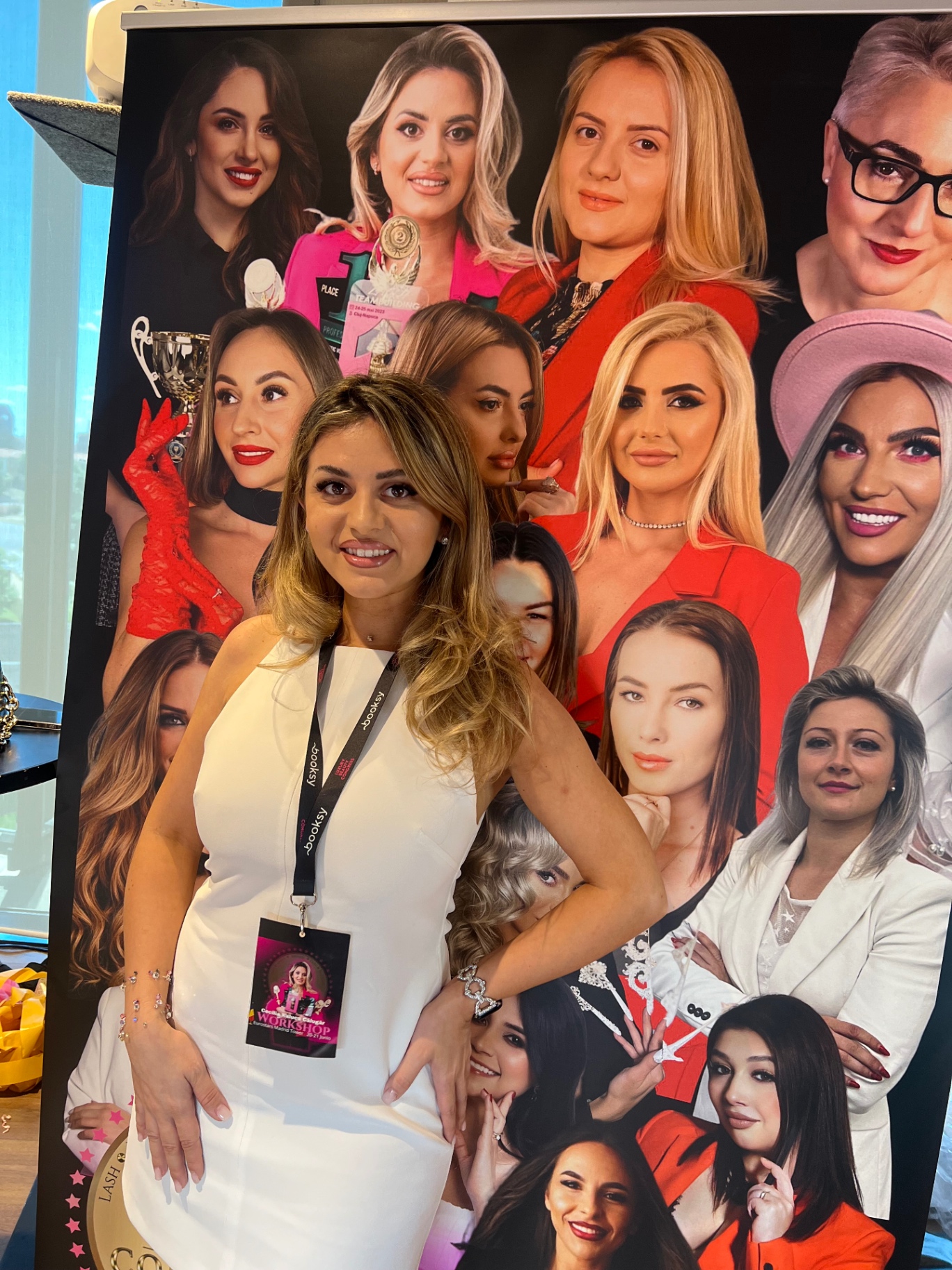 Cecilia Călugăr, portret de branding elegant în academia din Timișoara